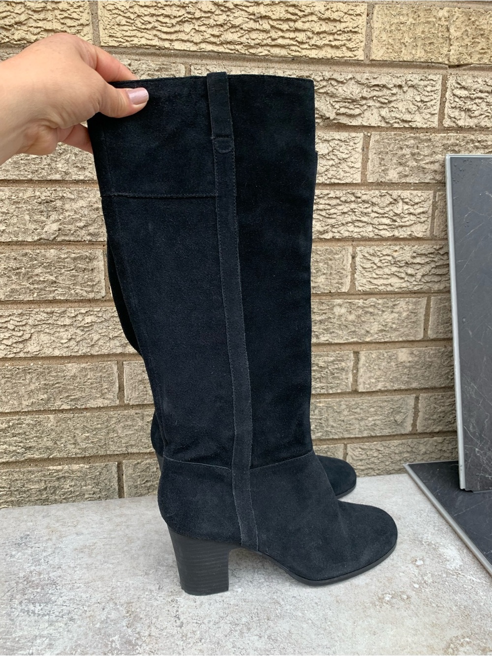 Tesori Black Suede Knee High Block Heel Boots Size 8